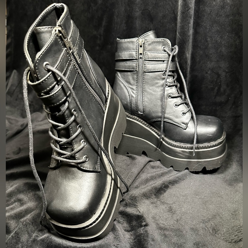 Demonia Black Boots, size 8
